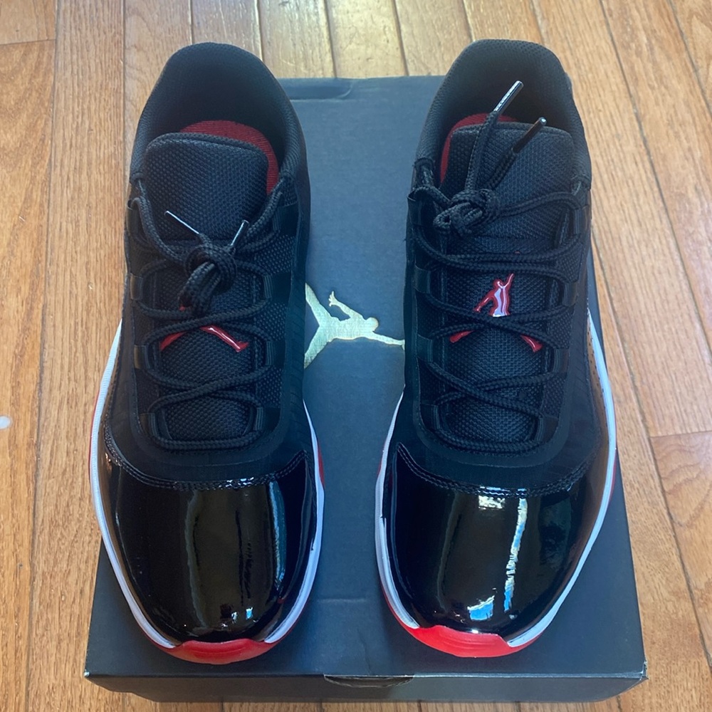 Air Jordan 11 CMFT Low
